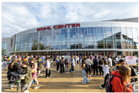 Students outside of the Kohl Center during the student organization fair.
